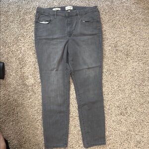 Universal Thread Women's Charcoal Skinny Jeans